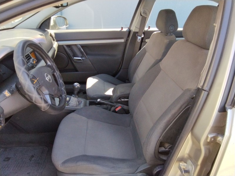 opel vectra b hatchback (j96) del año 2002