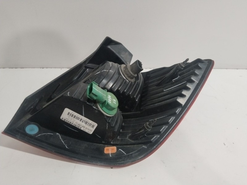 Recambio de piloto trasero izquierdo para dodge journey 2.0 crd referencia OEM IAM 05067785A  