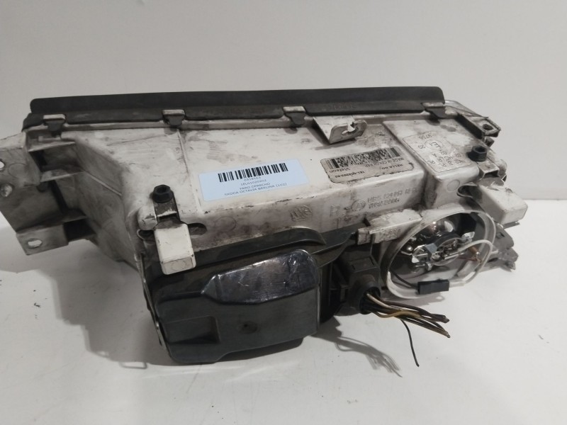 Recambio de faro derecho para skoda octavia berlina (1u2) tour referencia OEM IAM 1EL01020202  
