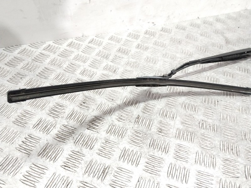 Recambio de brazo limpia delantero izquierdo para ssangyong rodius i 2.7 xdi referencia OEM IAM 7831121000  