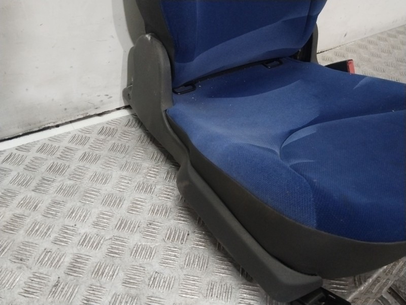 Recambio de asiento trasero derecho para citroën c2 sx referencia OEM IAM   