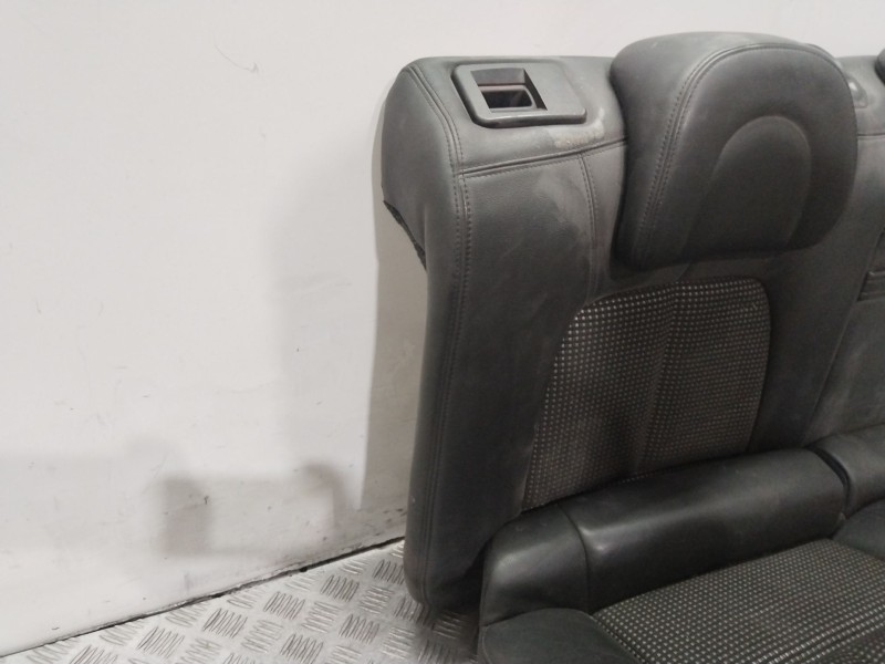 Recambio de asiento trasero derecho para peugeot 407 st confort referencia OEM IAM  NEGRO 