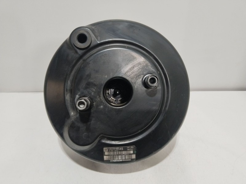 Recambio de servofreno para opel insignia a (g09) 2.0 cdti (68) referencia OEM IAM 13228183AS  