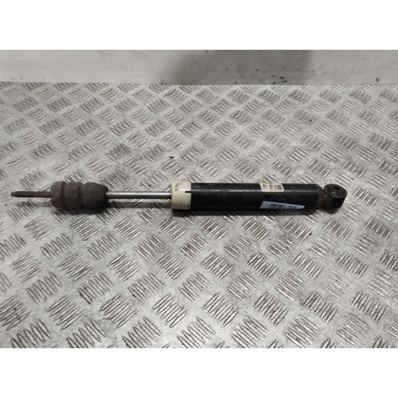 Recambio de amortiguador trasero para opel corsa b 1.2 16v cat (x 12 xe / lw4) referencia OEM IAM   