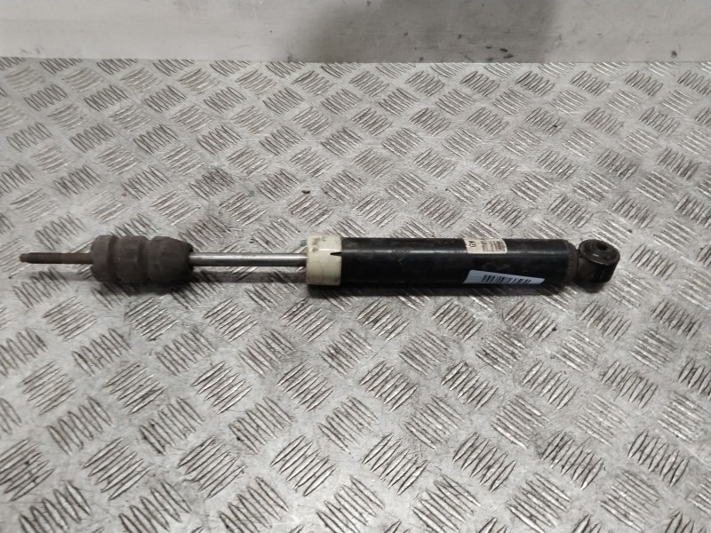 Recambio de amortiguador trasero para opel corsa b 1.2 16v cat (x 12 xe / lw4) referencia OEM IAM   