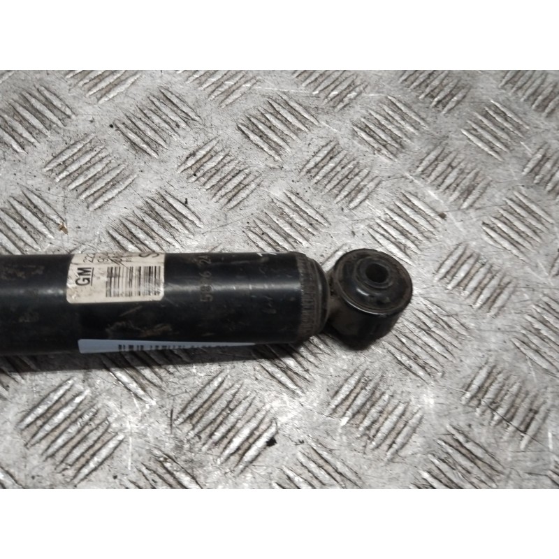Recambio de amortiguador trasero para opel corsa b 1.2 16v cat (x 12 xe / lw4) referencia OEM IAM   