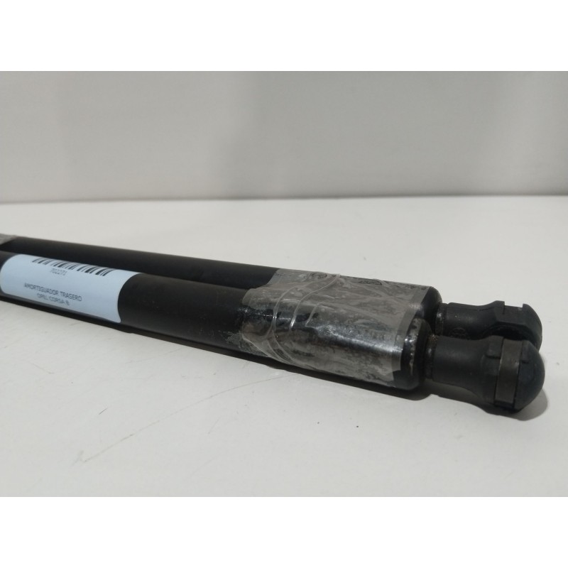Recambio de amortiguador trasero para opel corsa b 1.2 16v cat (x 12 xe / lw4) referencia OEM IAM   