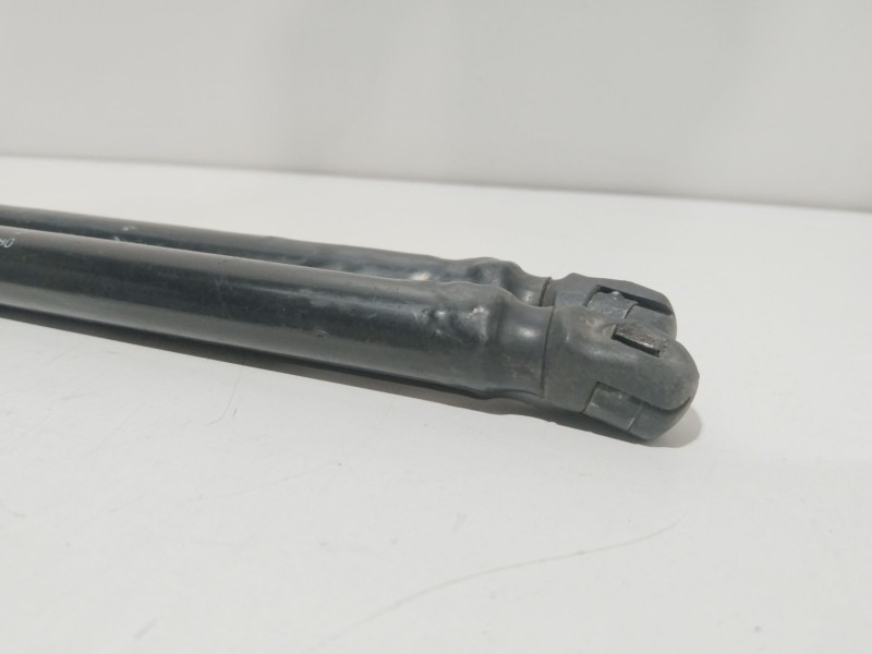 Recambio de amortiguadores maletero / porton para kia rio 1.4 ex1 referencia OEM IAM   