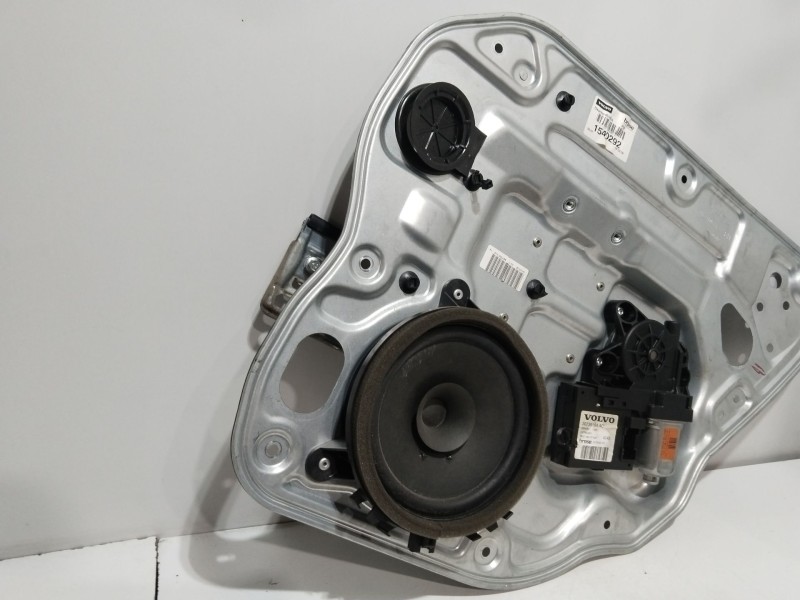 Recambio de elevalunas trasero derecho para volvo v50 familiar 1.6 d kinetic referencia OEM IAM 8679083RH  