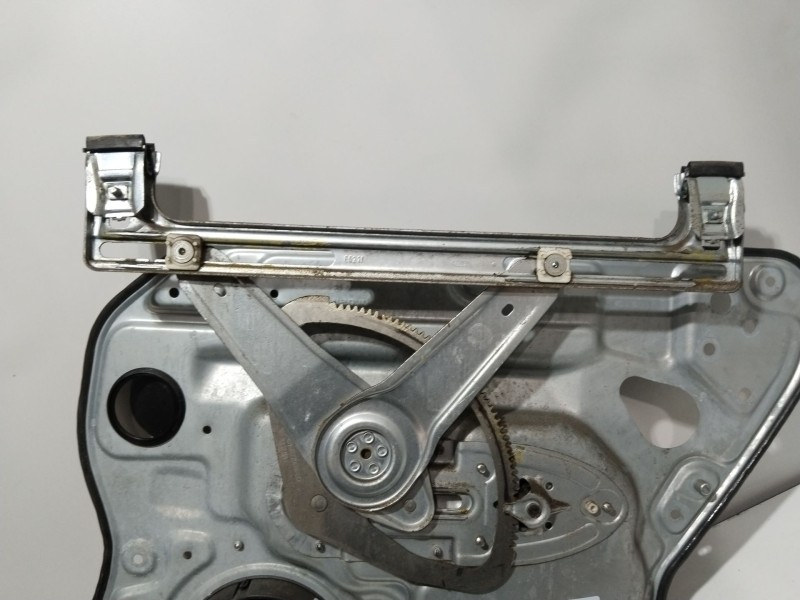 Recambio de elevalunas trasero izquierdo para volvo s40 berlina 2.0 d kinetic referencia OEM IAM LH992673101  