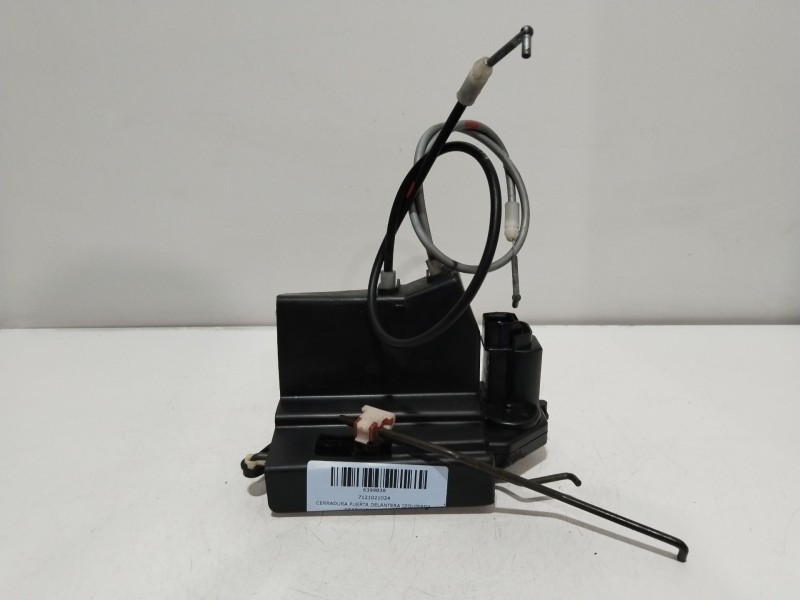 Recambio de cerradura puerta delantera izquierda para ssangyong rodius i 2.7 xdi referencia OEM IAM 7121021024  