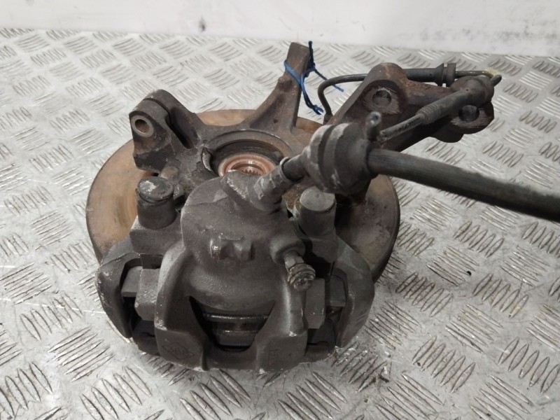 Recambio de mangueta delantera izquierda para dacia sandero ambiance referencia OEM IAM 400158414R  