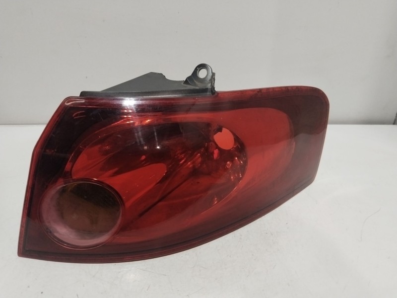 Recambio de piloto trasero derecho para fiat croma (194_) 2.4 d multijet referencia OEM IAM 51727249  