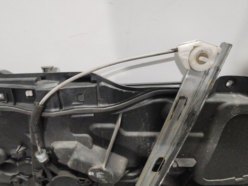 Recambio de elevalunas delantero izquierdo para mazda 3 (bk) 1.6 (bk14) referencia OEM IAM BP4K5997XD  