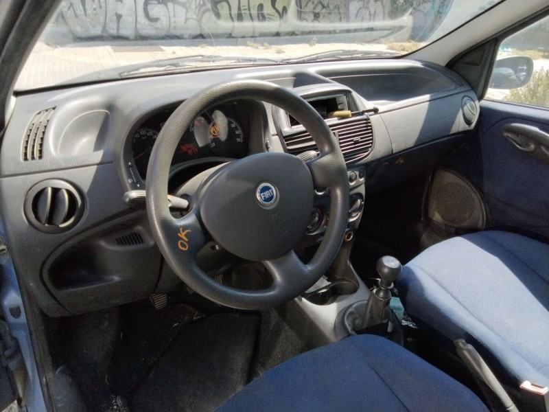 fiat punto furgoneta/hatchback (188_) del año 2005 fiat punto furgoneta/hatchback (188_) del año 2005