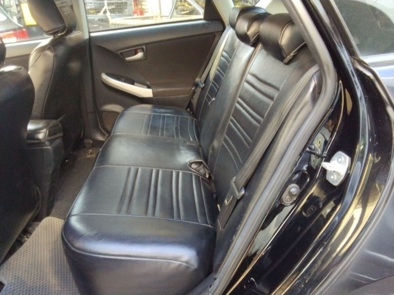 toyota prius (_w3_) del año 2015