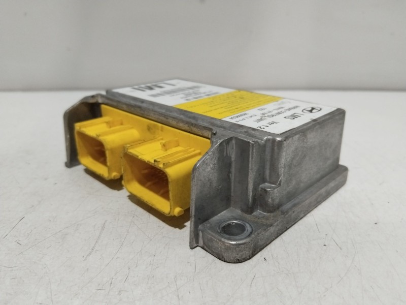 Recambio de centralita airbag para hyundai ix35 classic 2wd referencia OEM IAM 924022Y0  