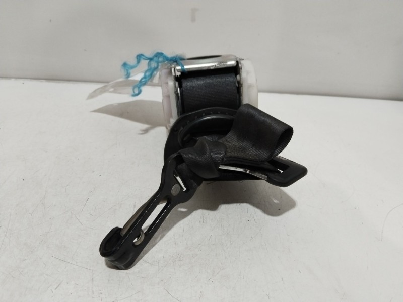 Recambio de cinturon seguridad trasero derecho para citroën c4 picasso exclusive plus referencia OEM IAM 8974XL 9654454377 