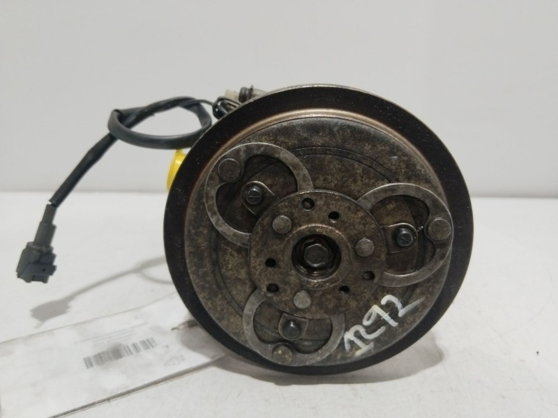 Recambio de compresor aire acondicionado para nissan terrano/terrano.ii (r20) avenue referencia OEM IAM 926000F000 DKV14C 