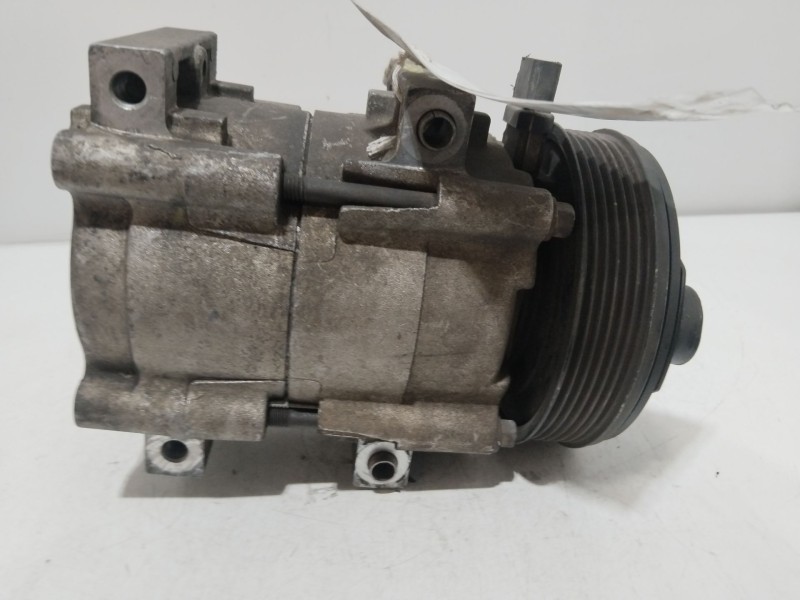 Recambio de compresor aire acondicionado para ford fiesta (cbk) ambiente referencia OEM IAM 19D629DA  