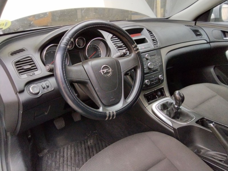 opel insignia a (g09) del año 2010