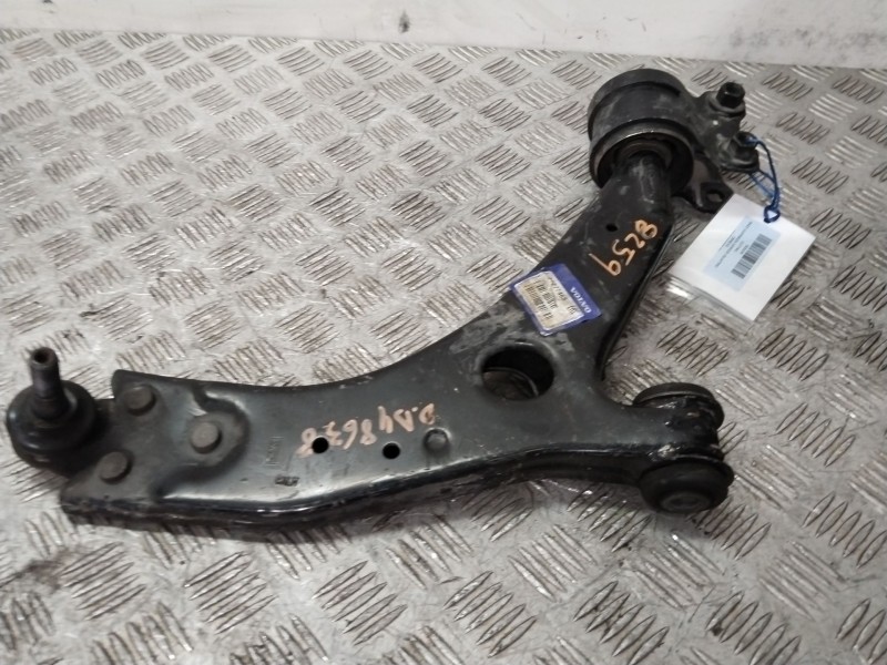Recambio de brazo suspension inferior delantero derecho para volvo s40 berlina momentum referencia OEM IAM 31277462  