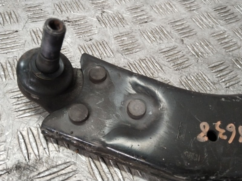 Recambio de brazo suspension inferior delantero derecho para volvo s40 berlina momentum referencia OEM IAM 31277462  