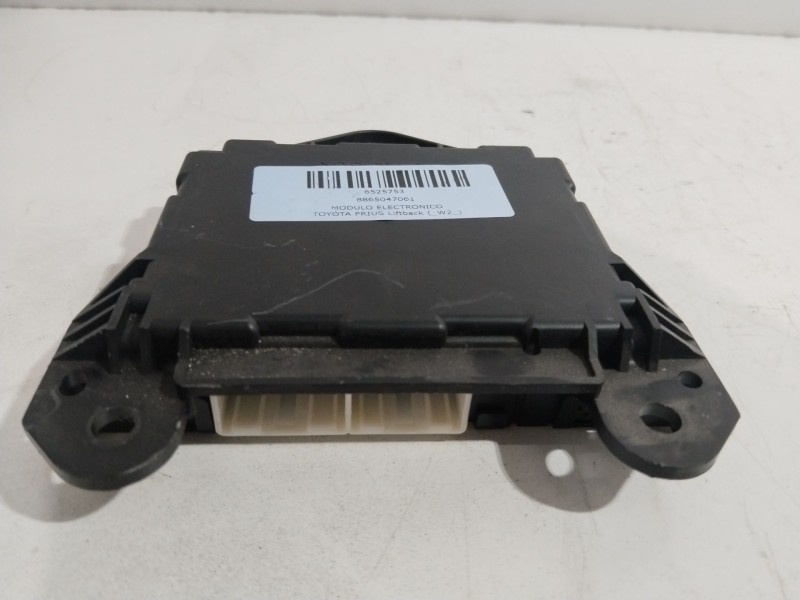 Recambio de modulo electronico para toyota prius liftback (_w2_) 1.5 hybrid (nhw20_) referencia OEM IAM 8865047061  