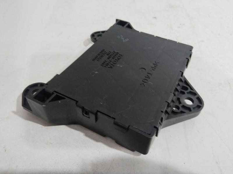 Recambio de modulo electronico para toyota prius liftback (_w2_) 1.5 hybrid (nhw20_) referencia OEM IAM 8865047061  