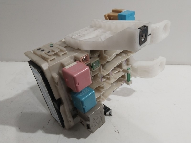 Recambio de caja reles / fusibles para toyota prius liftback (_w2_) 1.5 hybrid (nhw20_) referencia OEM IAM 8273047290  