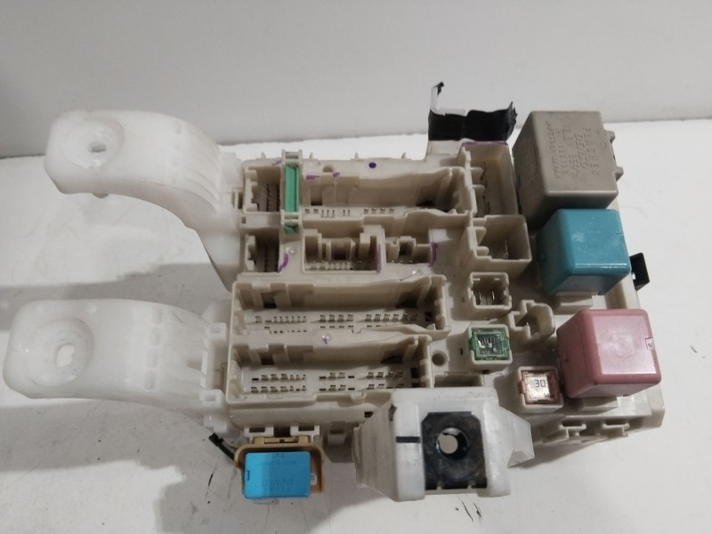 Recambio de caja reles / fusibles para toyota prius liftback (_w2_) 1.5 hybrid (nhw20_) referencia OEM IAM 8273047290  