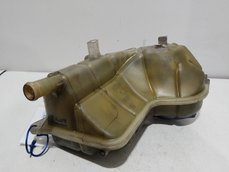 Recambio de deposito expansion para audi a4 b7 avant (8ed) 2.0 tdi referencia OEM IAM 8E0121403  