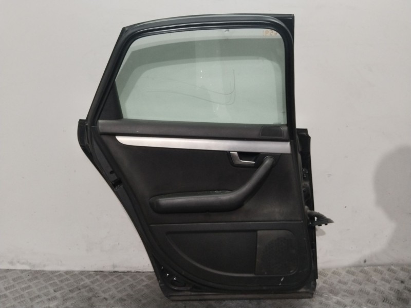 Recambio de puerta trasera izquierda para audi a4 b7 avant (8ed) 2.0 tdi referencia OEM IAM 8E0833051J  