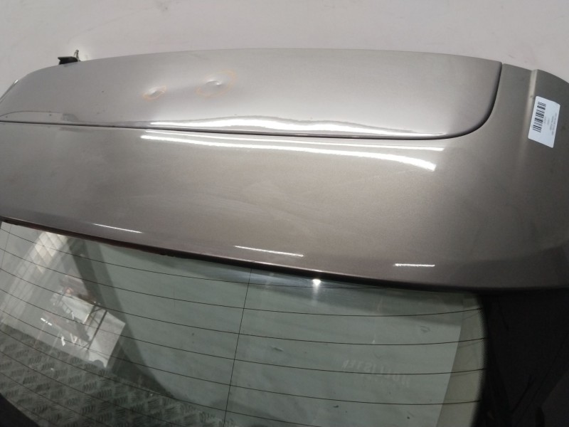 Recambio de porton trasero para ford focus berlina (cap) ghia referencia OEM IAM 2002017  