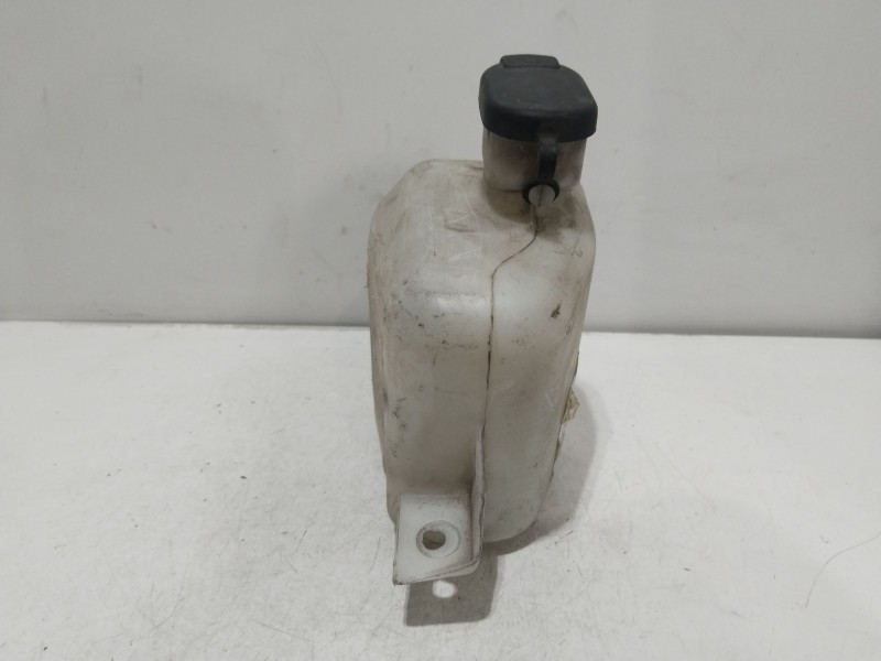 Recambio de deposito limpia para nissan kubistar (x76) premium (l1) referencia OEM IAM 2748000QAF  