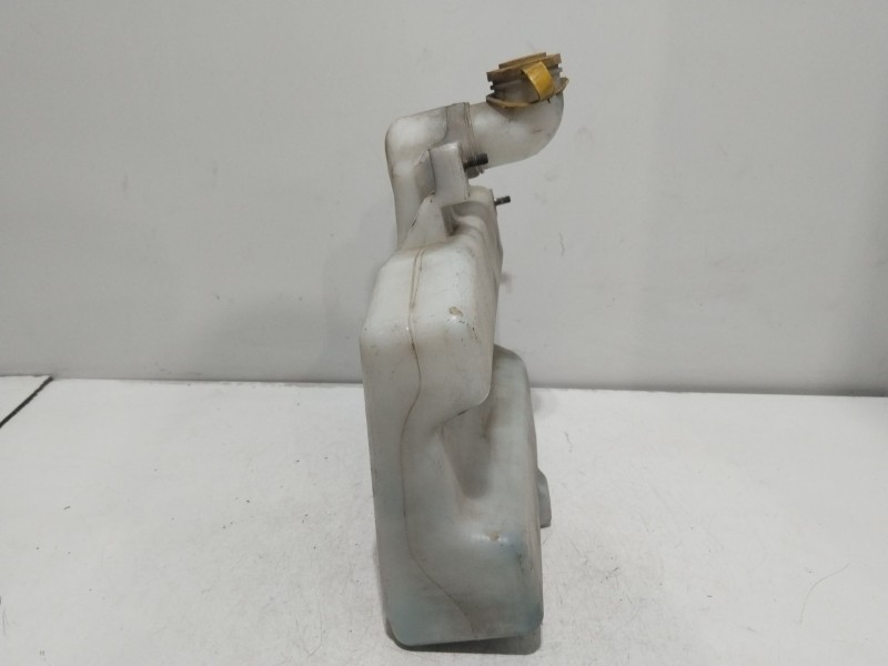 Recambio de deposito limpia para opel agila básico referencia OEM IAM 09209133  