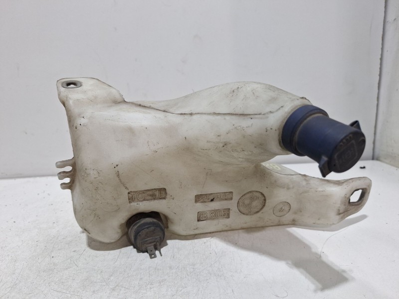 Recambio de deposito limpia para fiat punto berlina (188) 1.2 8v referencia OEM IAM 0046525311  