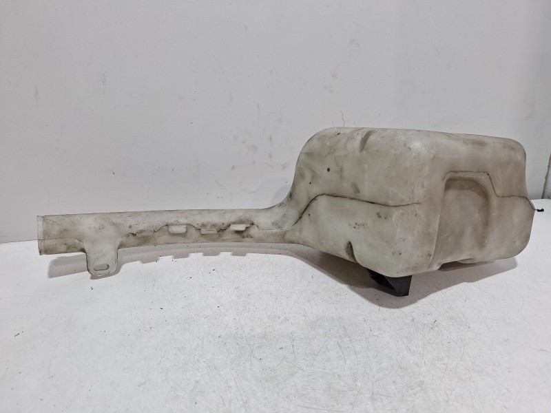 Recambio de deposito limpia para ford fiesta (cbk) futura referencia OEM IAM 1354171  