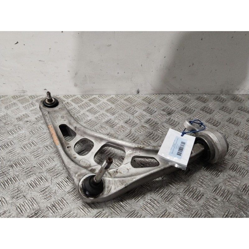 Recambio de brazo suspension inferior delantero derecho para bmw serie 3 berlina (e46) 320d referencia OEM IAM 31122343352  