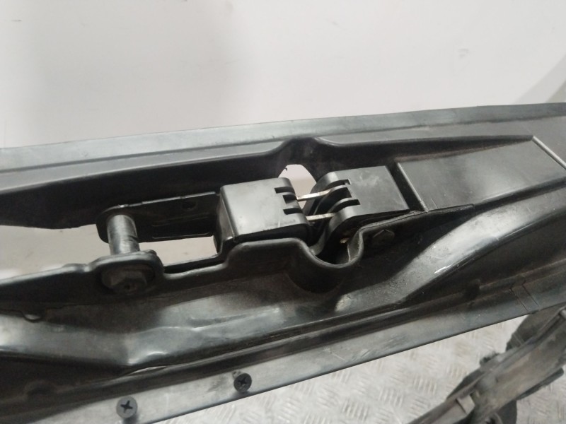 Recambio de panel frontal para audi a4 b7 (8ec) 2.0 tdi 16v referencia OEM IAM   