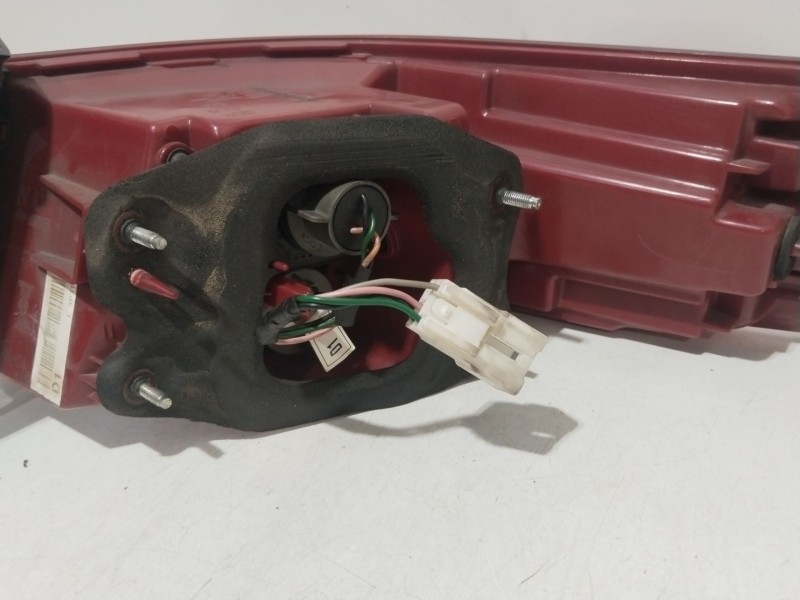 Recambio de piloto trasero izquierdo para kia optima concept referencia OEM IAM 92401D4  