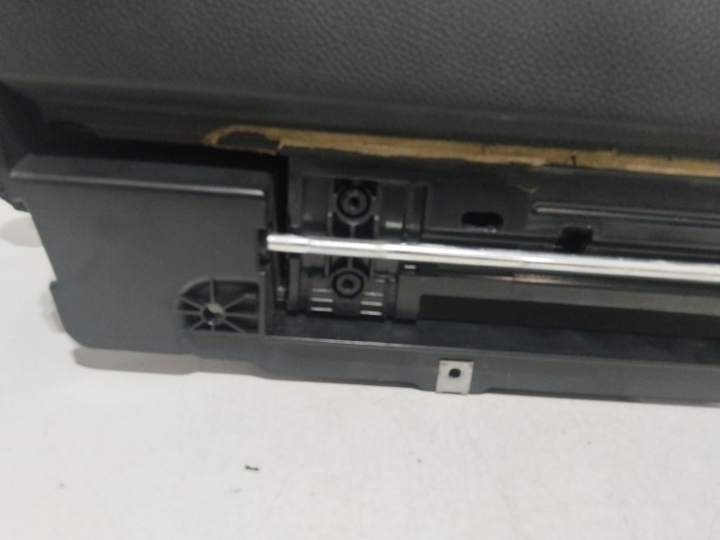 Recambio de guantera para bmw 5 (e60) 525 d referencia OEM IAM 51169132605  