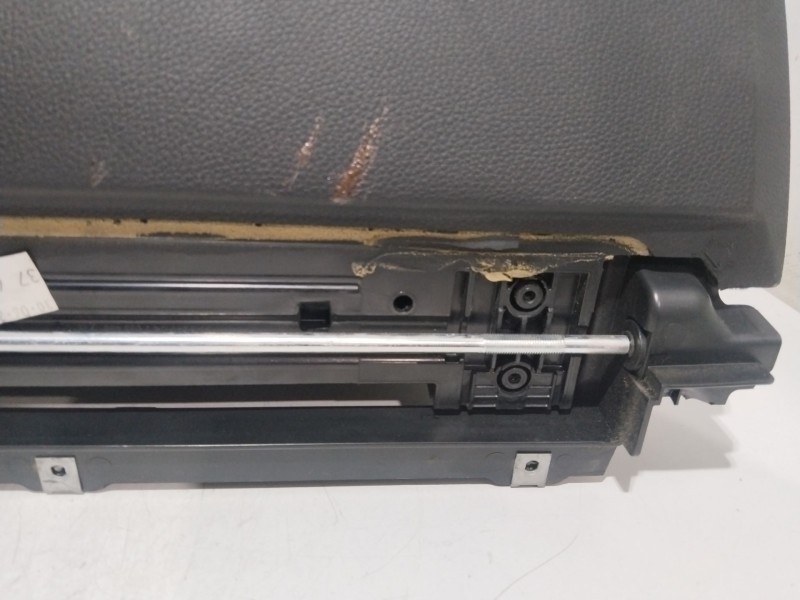 Recambio de guantera para bmw 5 (e60) 525 d referencia OEM IAM 51169132605  