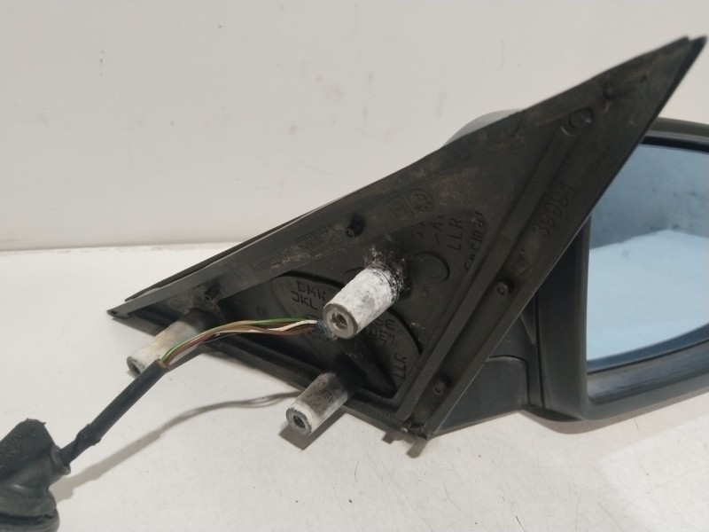 Recambio de retrovisor derecho para bmw 5 (e60) 525 d referencia OEM IAM 51168266604  