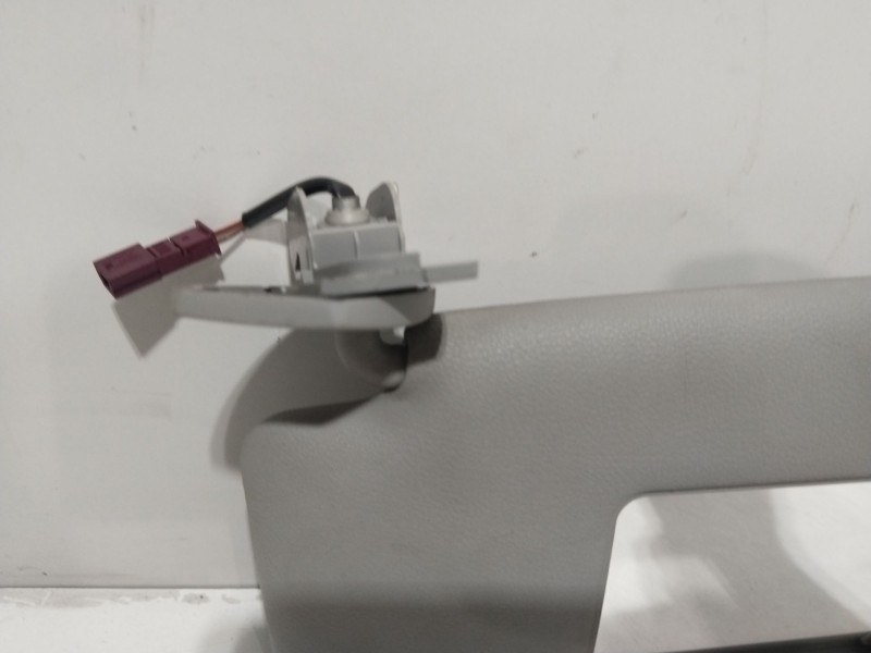 Recambio de parasol izquierdo para bmw 5 (e60) 525 d referencia OEM IAM 51167066649  