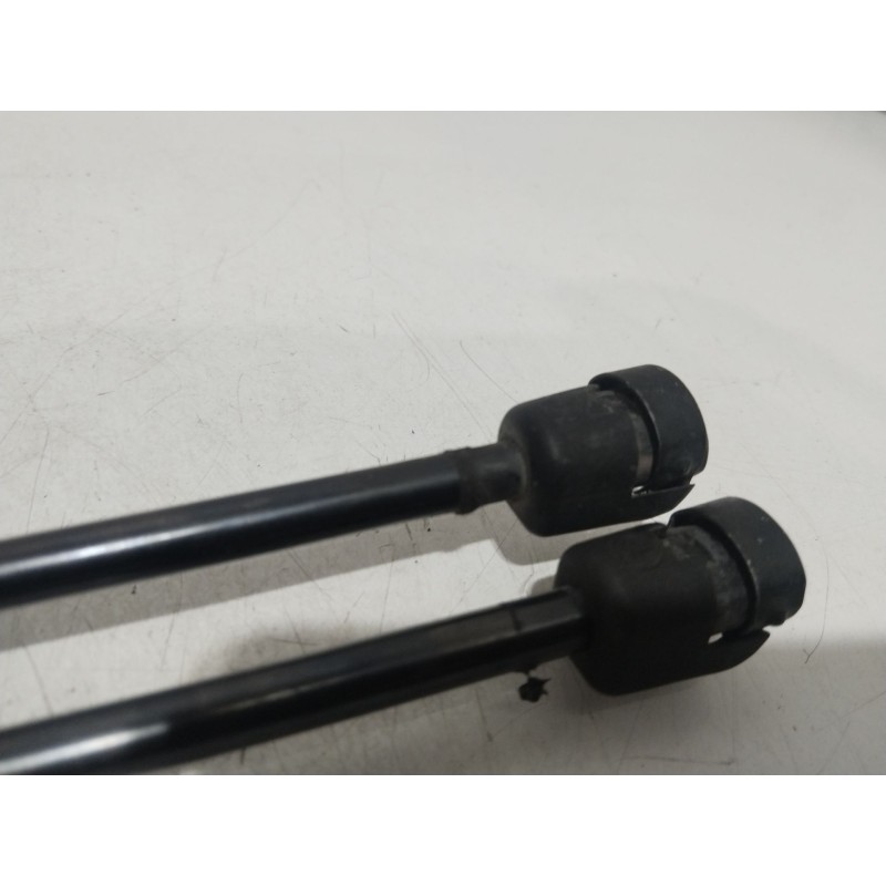 Recambio de amortiguadores maletero / porton para audi a4 b7 (8ec) 2.0 tdi 16v referencia OEM IAM 8E5827522J  