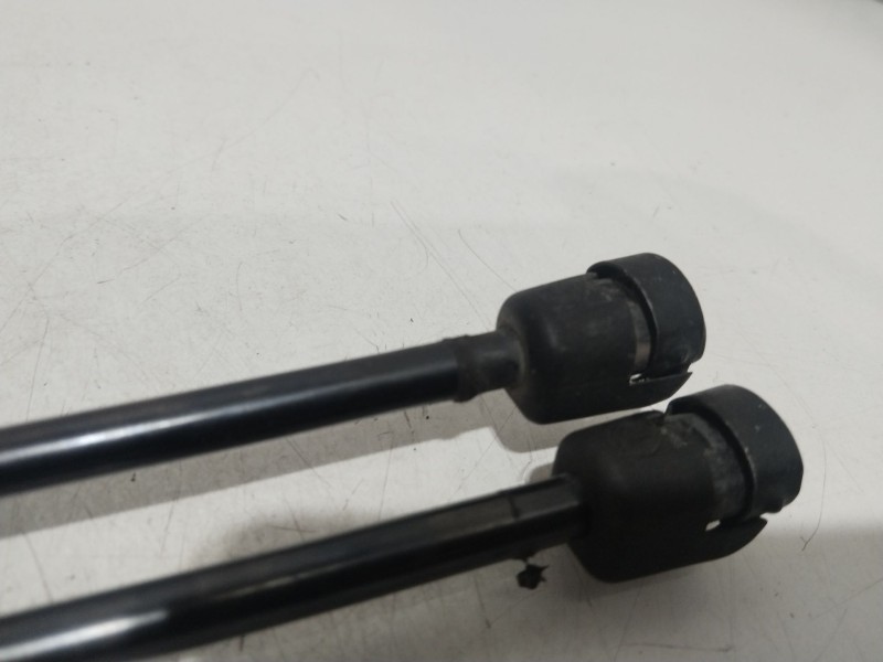Recambio de amortiguadores maletero / porton para audi a4 b7 (8ec) 2.0 tdi 16v referencia OEM IAM 8E5827522J  