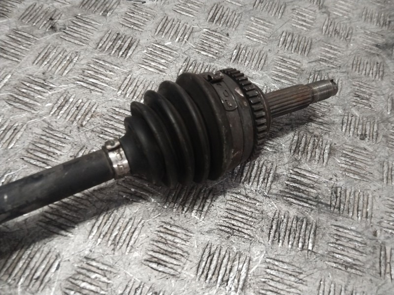 Recambio de transmision delantera derecha para chevrolet aveo / kalos hatchback (t200) 1.4 16v referencia OEM IAM 96348791  