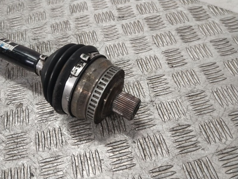 Recambio de transmision delantera izquierda para audi a4 b6 (8e2) 1.6 referencia OEM IAM 8E0407451BX  