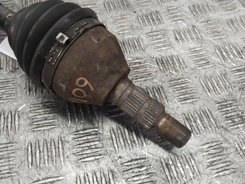 Recambio de transmision delantera derecha para opel vectra c (z02) 1.9 cdti (f69) referencia OEM IAM 95520755  